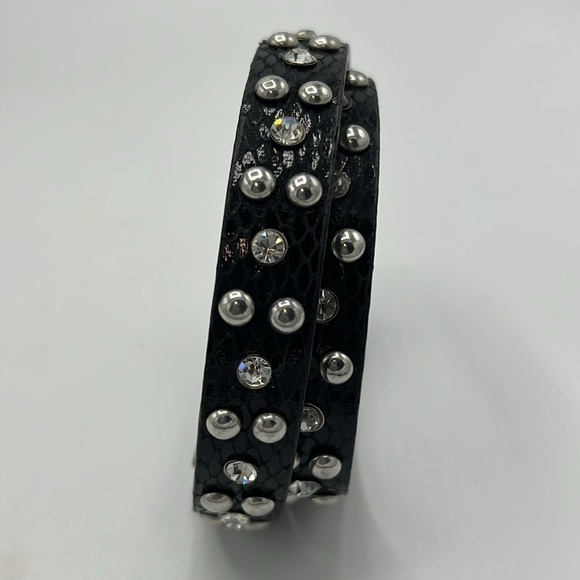 BLACK STUD AND CRYSTAL BRACELET - Picture 2 of 4
